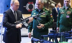 Putin laudă producția de război a Rusiei: Este comparabilă cu cea mondială
