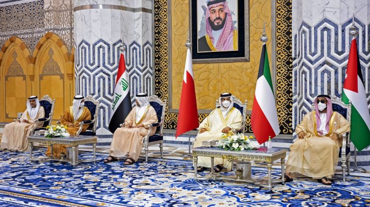 Cum au devenit șeicii din Abu Dhabi cea mai bogată familie din lume, cu o avere de peste 300 de miliarde de dolari