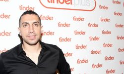 Cine este tânărul care a reuşit să speculeze una dintre arzătoarele dorinţe ale oamenilor şi să facă bani din asta