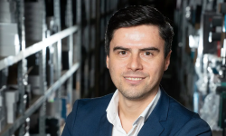 Tranzacție surpriză! Cine a cumpărat „Elefantul” lui Sturza