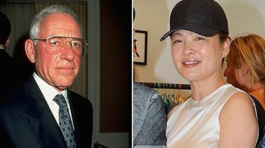 Un milionar celebru s-a trezit cu toate conturile goale. Trucul folosit de fosta soție, mai tânără cu 28 de ani