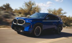 BMW trece la electricitate: Principala uzină din Germania va produce numai mașini electrice din 2027