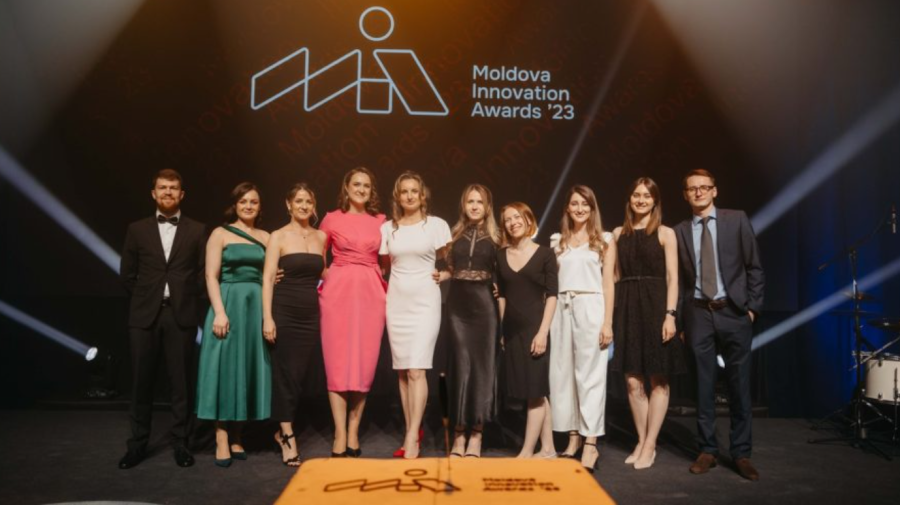 Antreprenorii din domeniile tech și creativ s-au ales cu premii. Iată cine sunt câștigătorii Moldova Innovation Awards