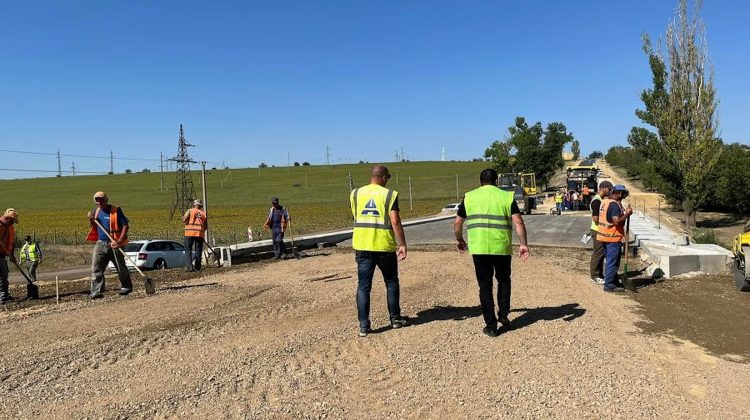 18 km de rușine! Construcția drumului de ocolire a localității Slobozia Mare se amână. Turcii s-au înglodat