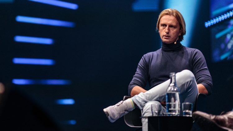 Investitorii Revolut au dat lovitura: Noile tranzacţii cu acţiuni se fac la o evaluare de 45 mld. dolari