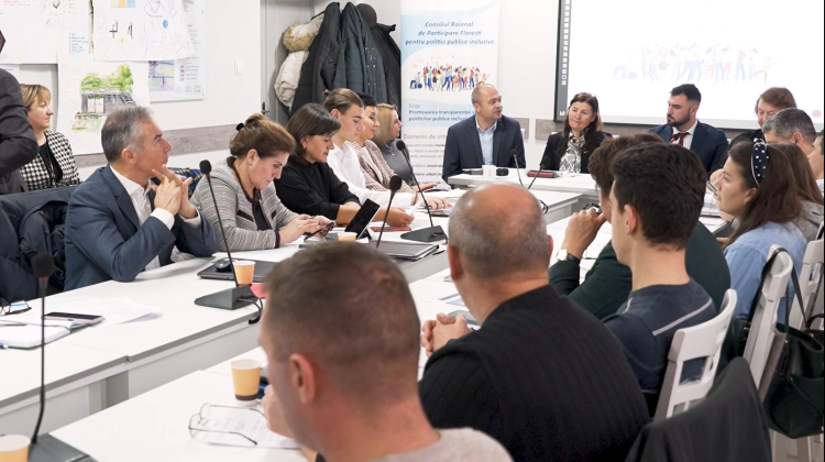 VIDEO Transparența și incluziunea tuturor categoriilor sociale în luarea deciziilor, discutate la un Forum în Florești