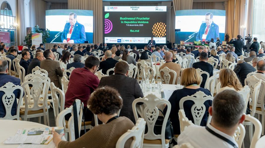 FOTO Producători de fructe – prezenți la Conferința Business-ul Fructelor. Cu ce provocări se confruntă sectorul