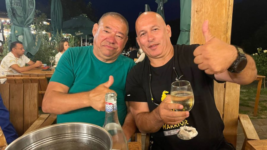 Portretul lui Cornel Dinicu, patronul de la Ferma Dacilor făcută scrum: Legăturile cu mafia rusă și diamante africane