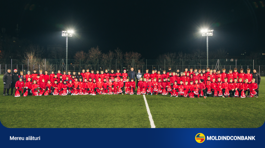 Daruri de Crăciun pentru discipolii Academiei de fotbal ”Radu Rebeja” din partea Moldindconbank