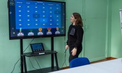 VIDEO ”Zece table de nota zece”: cel de-al patrulea display interactiv oferit de A.S.I.C.S. a ajuns în satul Corten