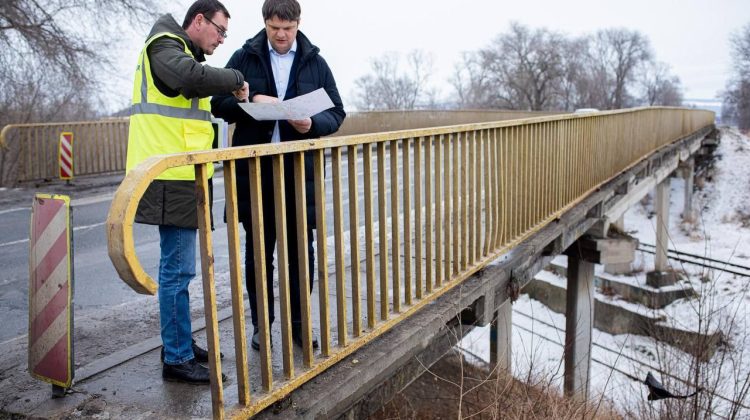 Atenție, două poduri gata să cadă la Bălți! Spînu promite să le repare cu viteza luminii
