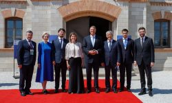 Fundaţia „Constantin Mimi”, decorată de preşedintele României cu „Meritul Cultural”. Cristina Frolov: „Suntem mândri”