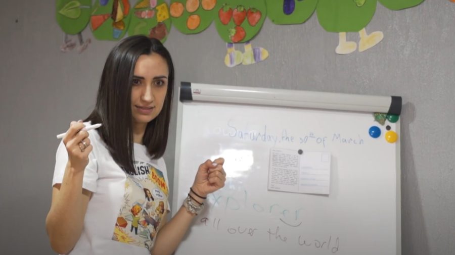 Copiii din Orhei învăță engleza într-un mod inedit. O profesoară și-a transformat visul în realitate cu sprijinul UE