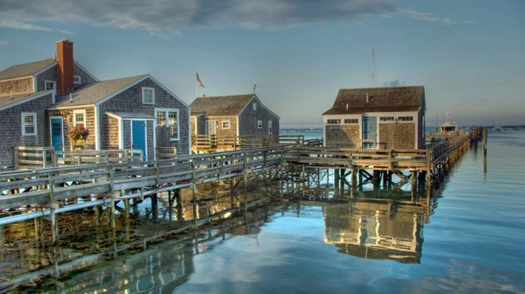 Insula exclusivistă în care oamenii dau case gratis, deși proprietățile pot depăși 3,6 milioane de dolari