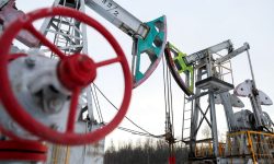 OPEC+ deschide robinetele: piața globală de petrol va fi sufocată de surplus în 2026