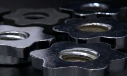 Reciclatorii se opun monopolului fiscal pentru importul de produse reciclabile feroase în Moldova prin SA „Metalferos”
