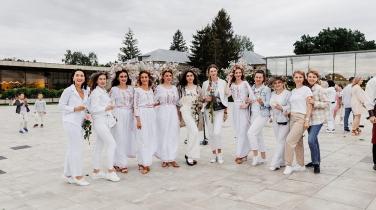 „Noaptea Sânzienelor” – cu tradiţii mistice, vin alb nelimitat şi petrecere cu muzică Retro Pop, la Castel Mimi