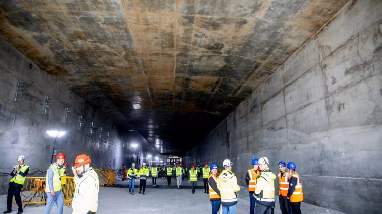 Un nou record în construcții: Cel mai lung tunel rutier și feroviar subacvatic din lume este în curs de realizare