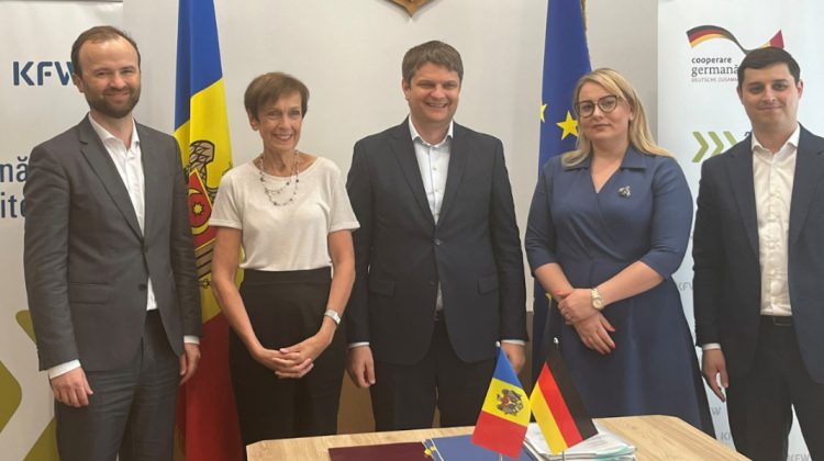 Locuitorii raioanelor Strășeni și Călărași vor beneficia de servicii modernizate de aprovizionare cu apă potabilă