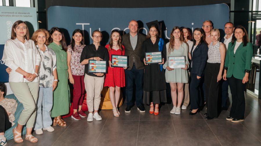 Maib susține femeile în IT, acordând 5 burse studentelor UTM în cadrul programului „You drive IT”