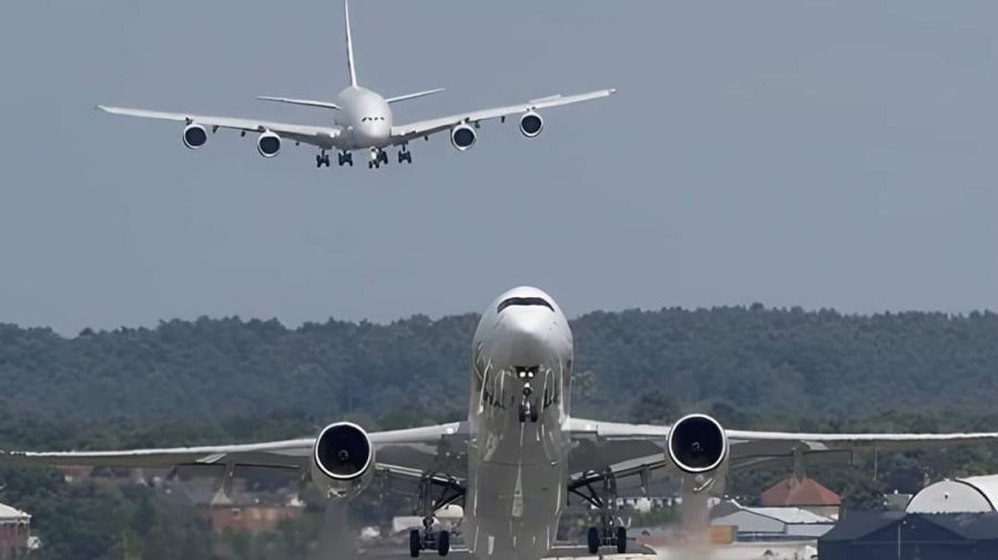 Probleme mari pentru o companie aeriană low-cost folosită de foarte mulţi moldoveni