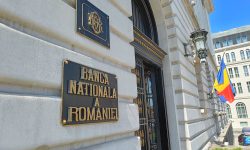 Șoc valutar în România. Euro la 5,12 lei, creditele în lei se scumpesc masiv