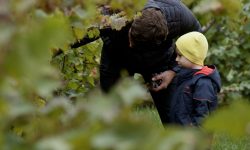 Familia Neamţu, vinificatori din Corjova: „Moldova merită un loc la o masă mai mare”