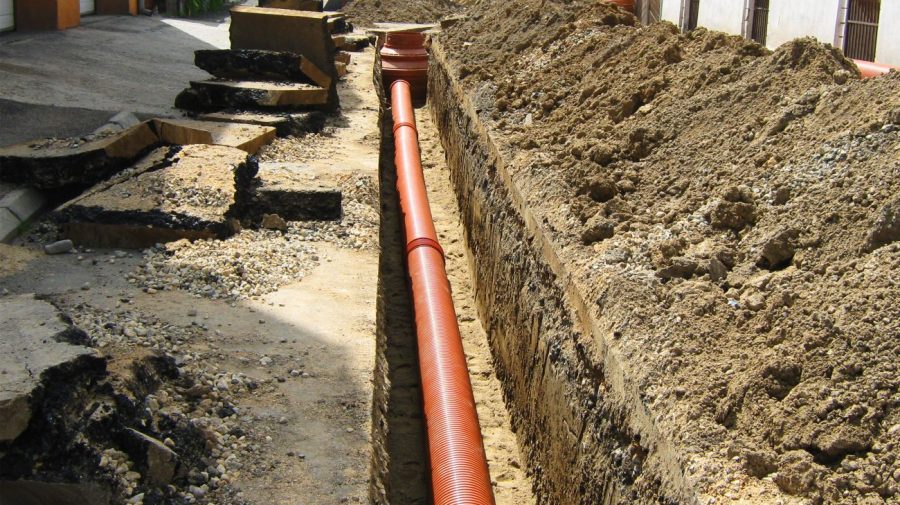Rușine națională! Doar 1 din 10 localități are acces la canalizare în Moldova