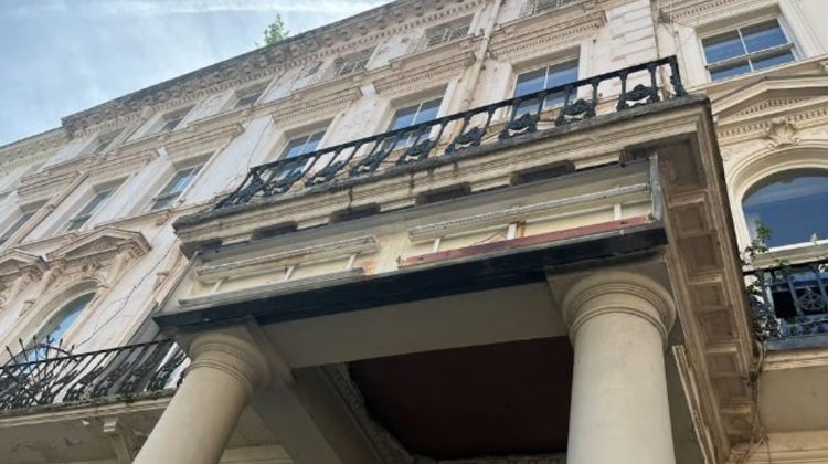 Palatele rușilor din Londra se prăbușesc! Luxul oligarhic, transformat în ruine