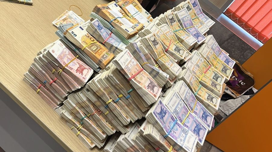 WhatsApp-ul, transformat în cazino fals: țepele de «investiții» fac ravagii