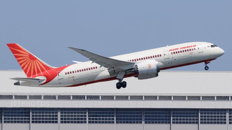 Groază în aer și panică pe bursă. Boeing pierde 8% după catastrofa din India