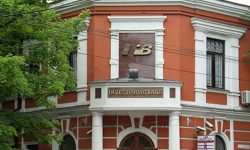 Scandal bancar încheiat cu radiere: Investprivatbank „evaporată” cu tot cu creanțe