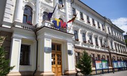 Cine este milionarul care ar putea să-i ia locul lui Viorel Bostan la conducerea UTM