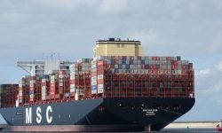 Ambuteiaj de miliarde în Golful Persic! Mii de nave blocate după avertismentul Iranului