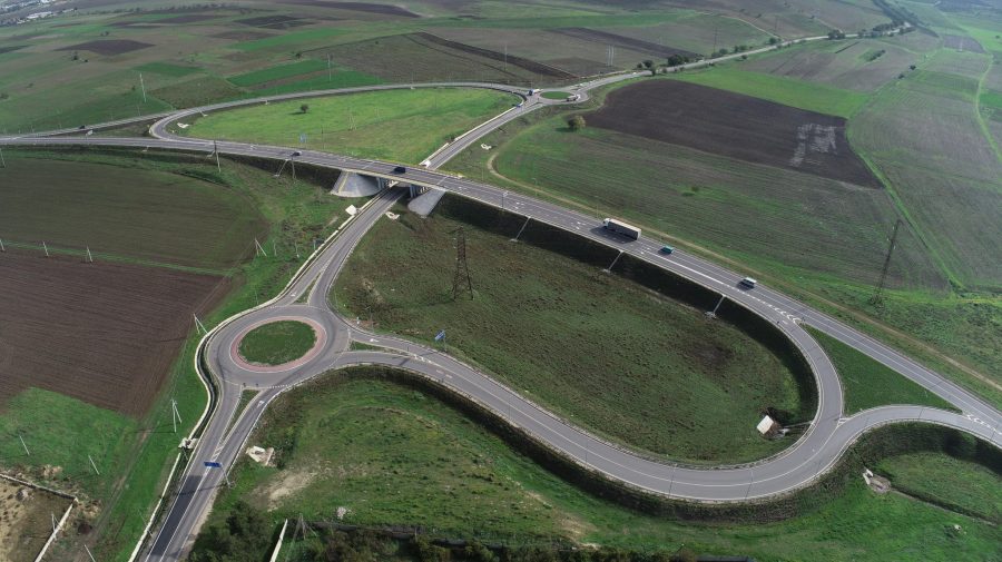 Mafia asfaltului lovește din nou! Funcționari și firme favorizate în schimbul mitei