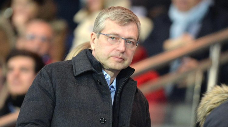 Între Mona Lisa și Delaware! Cine este miliardarul rus care și-a pictat singur falimentul