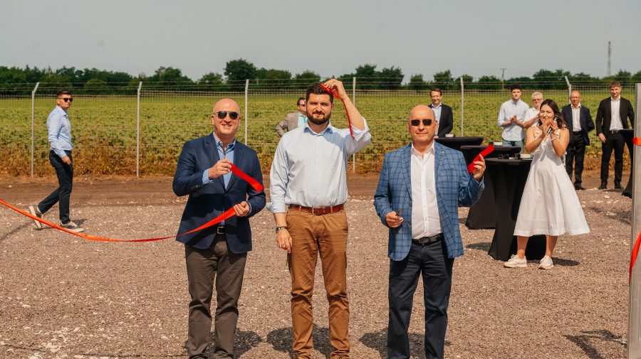 Un milionar și-a inaugurat imperiul solar! Cel mai mare parc fotovoltaic din Moldova