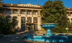 Moștenirea privatizărilor dubioase: Sanatoriul „Moldova” din Odesa, recuperat de la afaceriștii comuniștilor