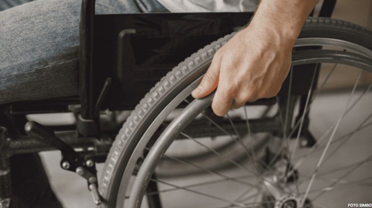 Cât de accesibile sunt secțiile de votare din Moldova pentru persoanele cu nevoi speciale