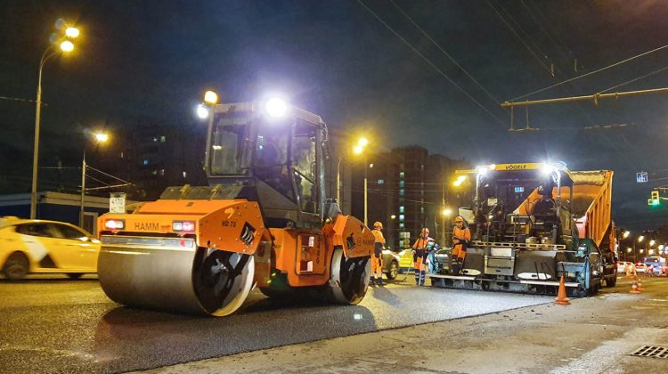 Rusia lasă drumurile cu gropi pentru a turna miliarde în război