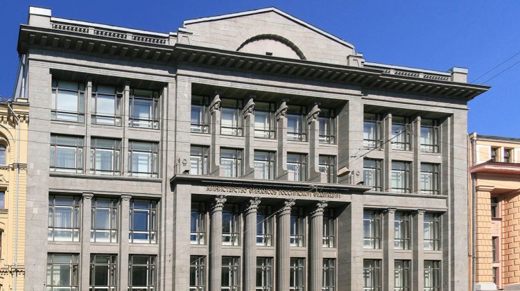 Rușii, obligați să plătească războiul lui Putin: TVA urcă la 22%