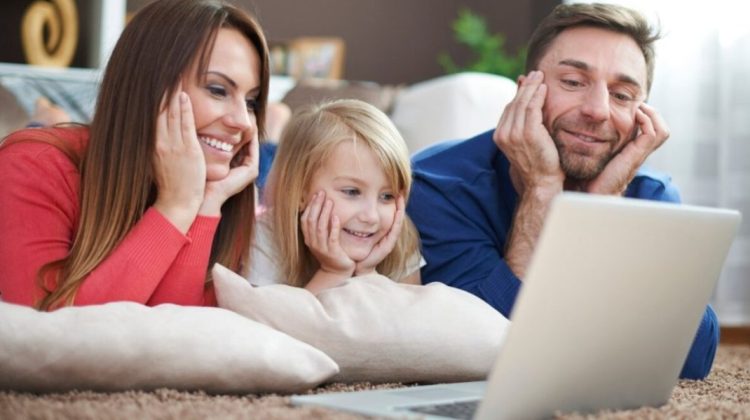 „Siguranță digitală pentru fiecare copil!” – mesajul campaniei naționale de informare, lansată la începutul anului școlar