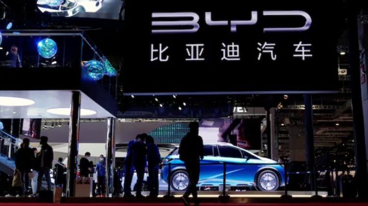 BYD în flăcări! 115 000 de mașini chineze retrase din cauza bateriilor periculoase