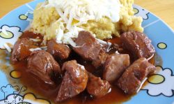 Friptura care nu era friptură a fost interzisă oficial.  Veganii rămân fără cuvinte: UE le ia „friptura” din vocabular