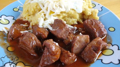 Friptura care nu era friptură a fost interzisă oficial.  Veganii rămân fără cuvinte: UE le ia „friptura” din vocabular