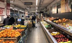Retailul rusesc se restructurează: lanțurile de supermarketuri se închid, iar „magazinele pentru săraci” se extind