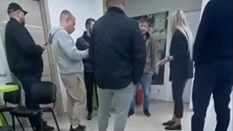 Scandal la sediul TUX din Chișinău! Moldovenii țepuiți au venit să-și ceară banii